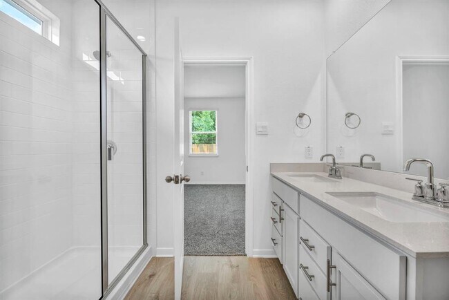 Building Photo - 505 Brooks Ranch Dr