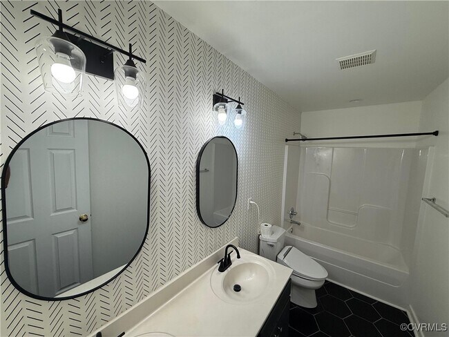 Building Photo - 9301 Olde Mill Pond Dr
