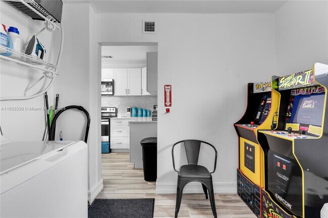 Building Photo - 7681 Sheridan St