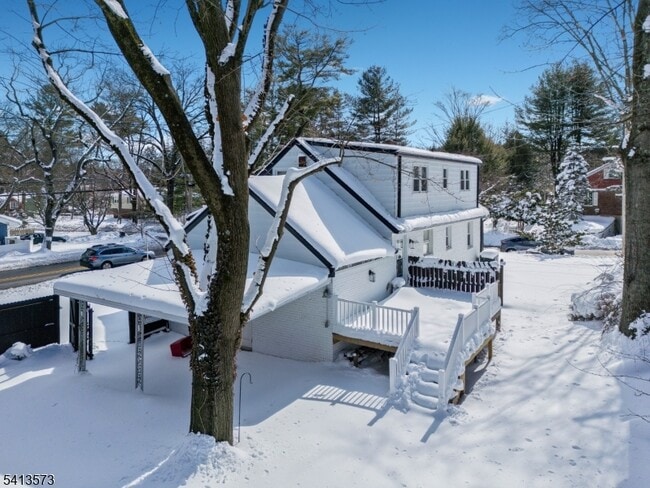 Building Photo - 252 Knickerbocker Rd