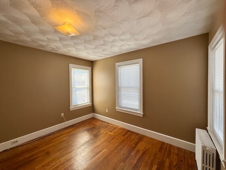 Building Photo - 95 Flint St