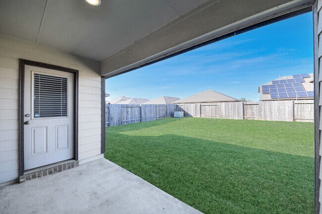 Building Photo - 3230 McDonough Way