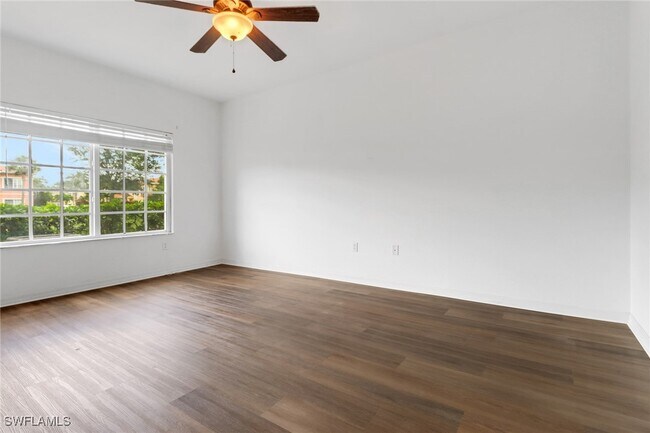 Building Photo - 20201 Estero Gardens Cir