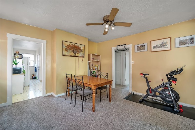 Building Photo - 2311 Sherbrook St