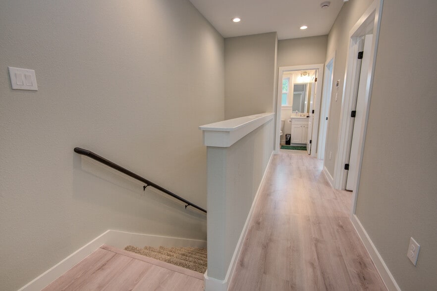 Building Photo - 7805 Fields St