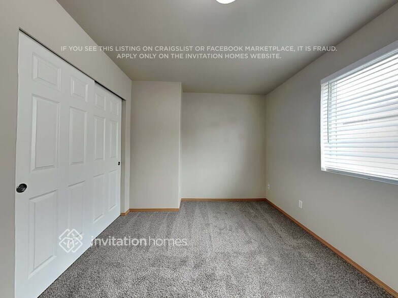 Building Photo - 17729 16th Ave E