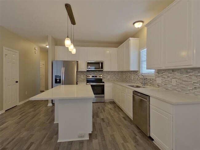 Building Photo - 10015 Sweet Nectar Ln