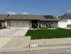 Building Photo - COMING SOON!! Charming Single-Story Home i...