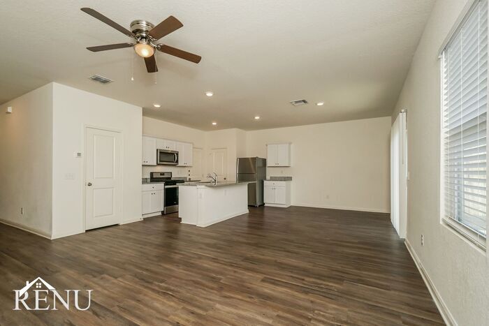 Building Photo - 5006 Dawn Break