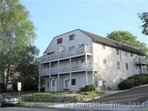 Building Photo - 271 Pequot Ave