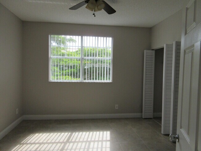 Building Photo - 20889 St Andrews Blvd