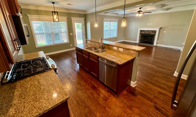 Building Photo - 5464 Everlook Cir