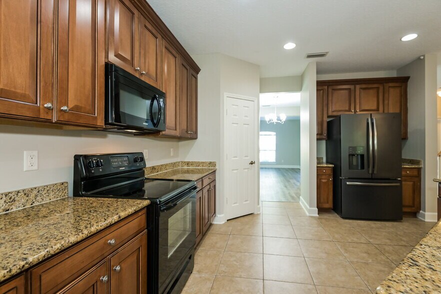 Building Photo - 3339 Turkey Creek Dr