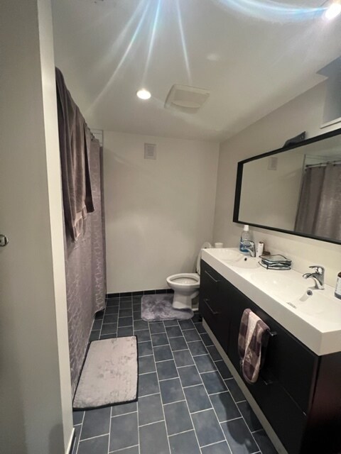 Bathroom with tile floor - 6159 SE Steele St