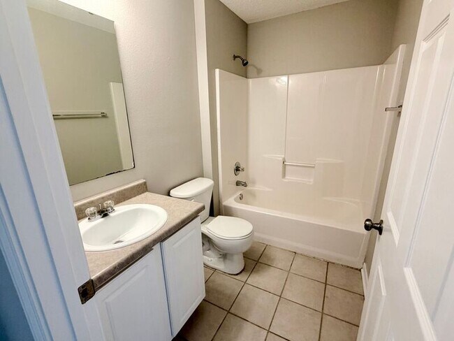 Building Photo - 10608 Wilderness Ln