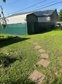 Building Photo - 23 N Front St