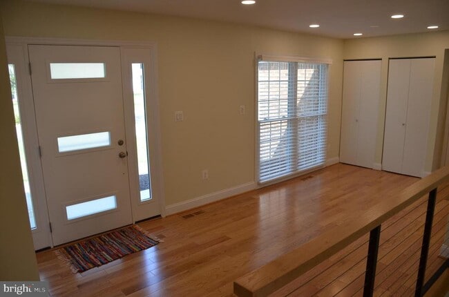 Building Photo - 9012 Paddock Ln