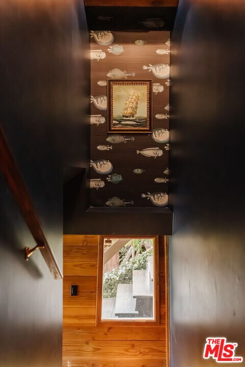 Building Photo - 6894 Pacific View Dr