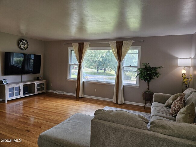 Building Photo - 1265 Sagemont Ct
