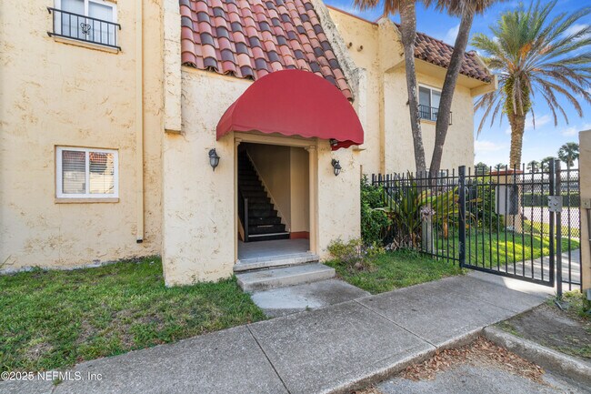 Building Photo - 6655 Bell Tower Ct