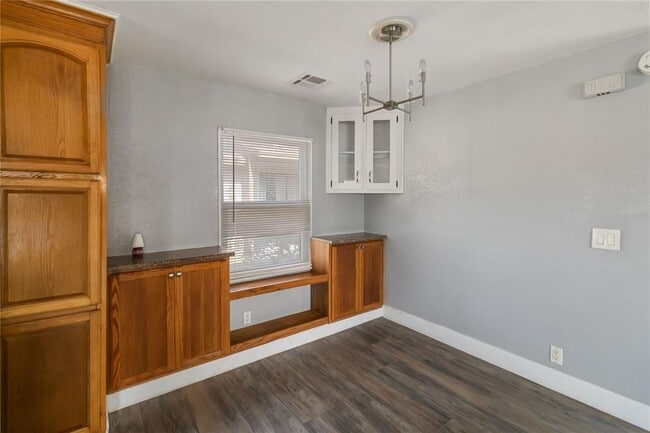 Building Photo - 312 Eron Way