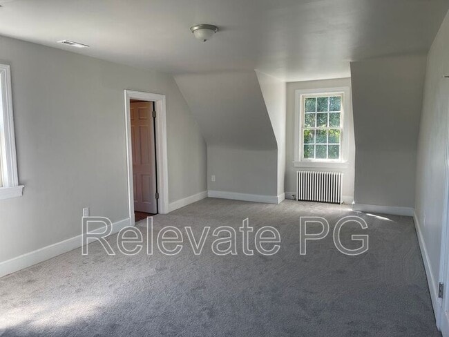 Building Photo - 10322 Cox Rd