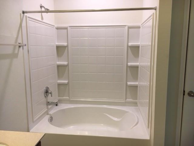 Building Photo - 7700 Crystalbrook W