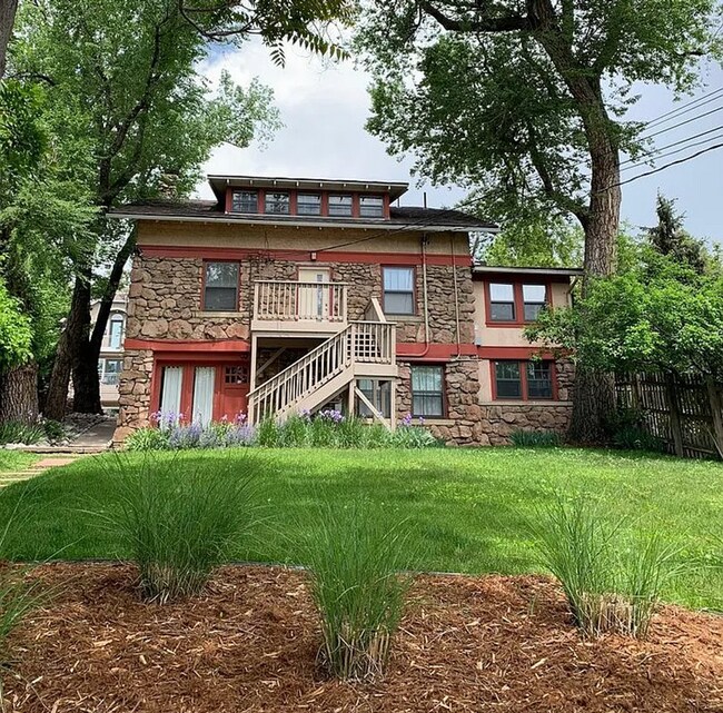 Building Photo - 1528 Mapleton Ave