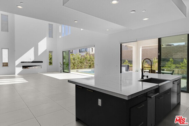 Building Photo - 20056 Mersey Ln