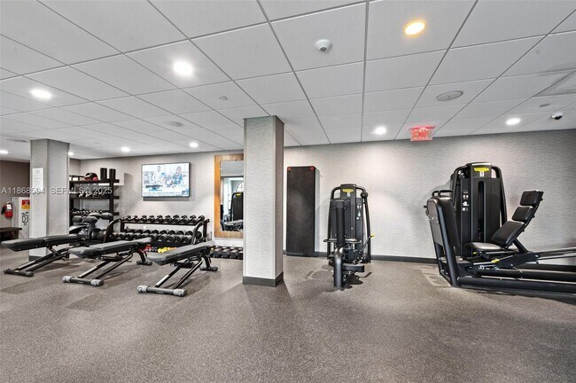 Building Photo - 13633 Deering Bay Dr