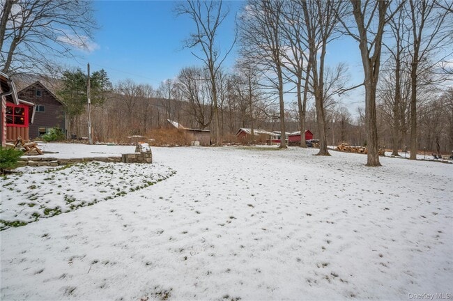 Building Photo - 6 Alpine Rd