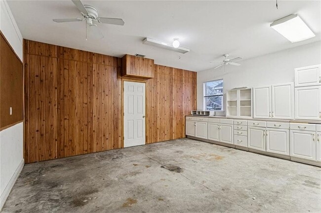 Building Photo - 2088 Timbercreek Ln