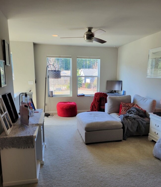 Building Photo - 3 Bedroom Home in Poulsbo's Vinland Point