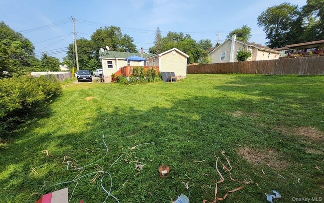 Building Photo - 8 Orchard Lake Dr