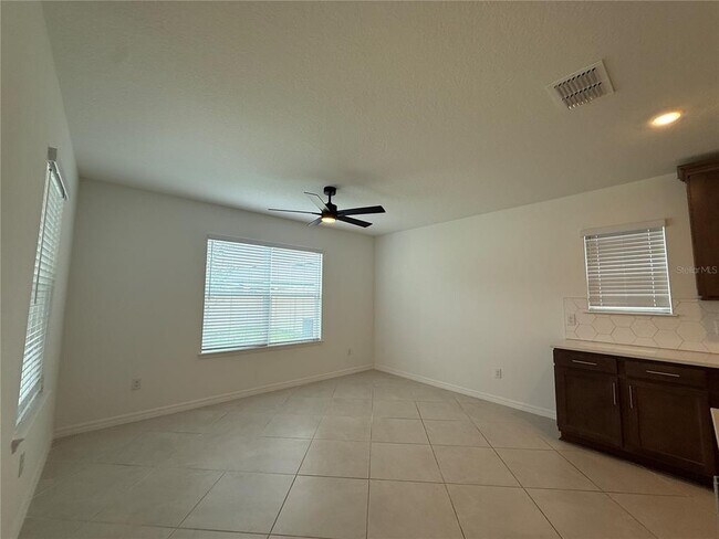 Building Photo - 3595 Ivy Spgs Ln