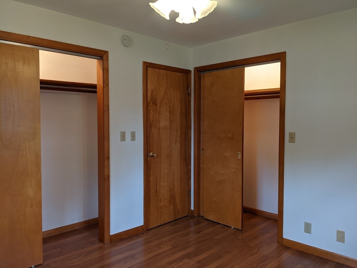 2 closets in every bedroom - 705 Taylor St