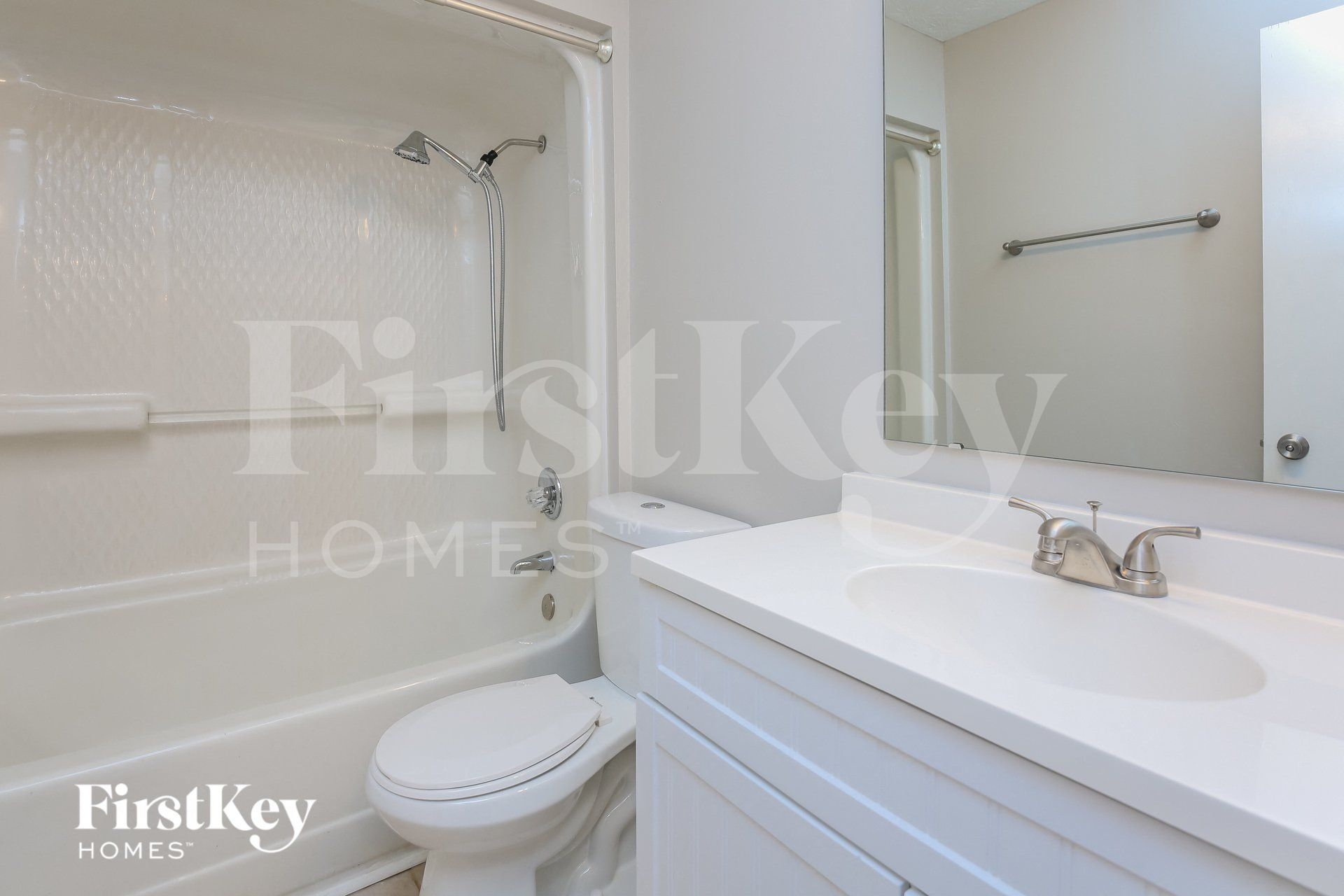 Building Photo - 2639 Windmere Dr NW