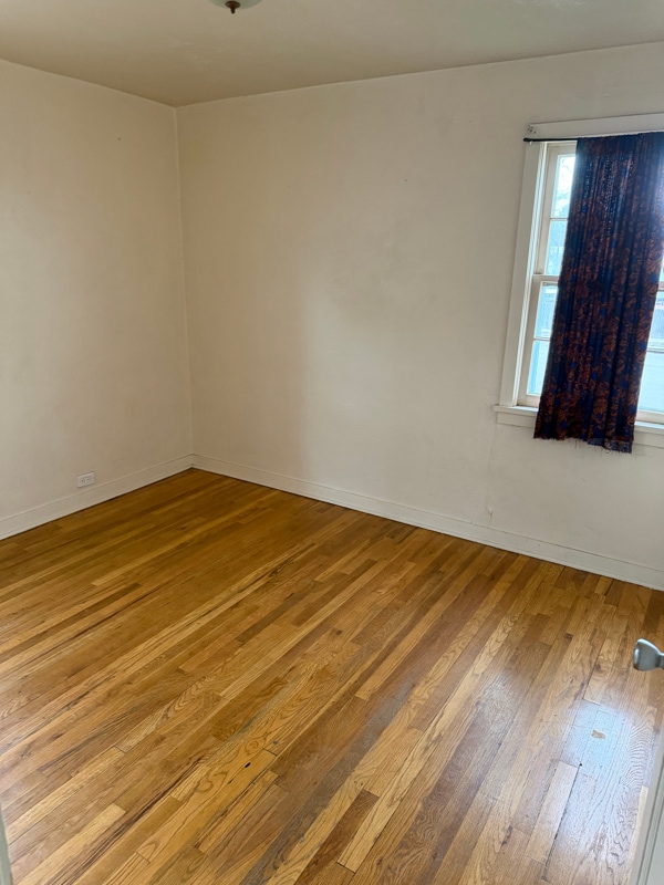 Building Photo - 210 2nd St