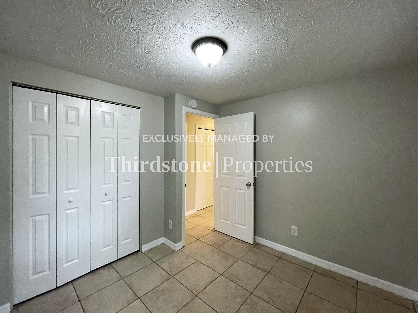 Building Photo - 2912 W 15th St