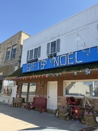 Building Photo - Available Now!! 1 Bedroom, 1 Bathroom Apartment For Rent Downtown Osseo with A View!
