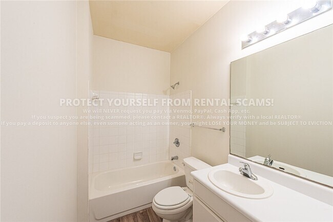 Building Photo - 4261 NE Meadow Creek Cir