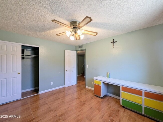 Building Photo - 4019 W San Miguel Ave