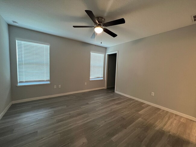 Building Photo - GORGEOUS 3 BD/2BA Home in Beautiful Ocklawaha!!!