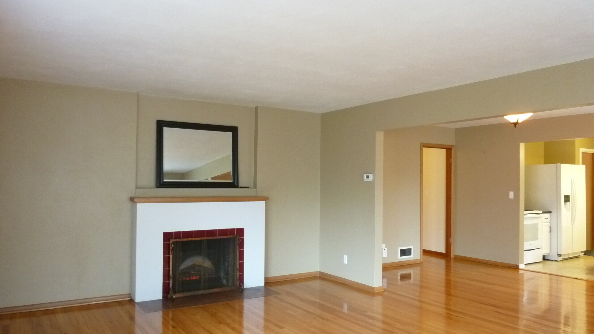 Building Photo - 719 E 35th Ave