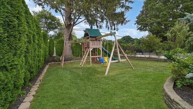 Building Photo - 5 Crabapple Ln