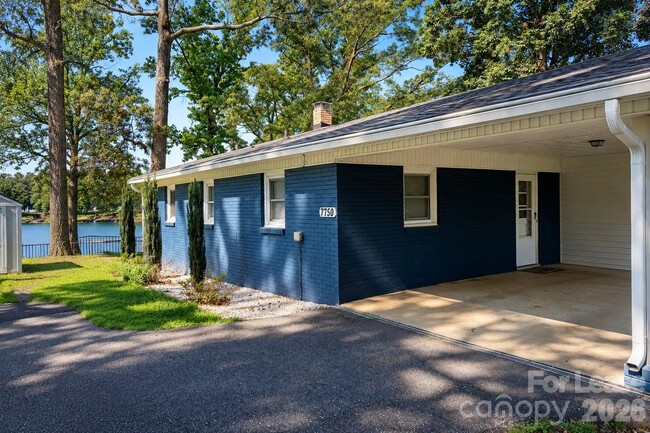 Building Photo - 7750 Anglers Wy