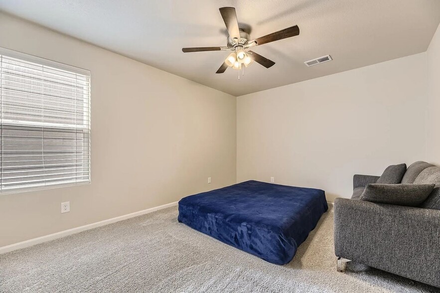 Building Photo - 13528 Tree Sparrow Ln