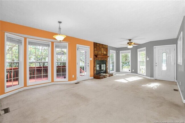 Building Photo - 412 Mangum Ct