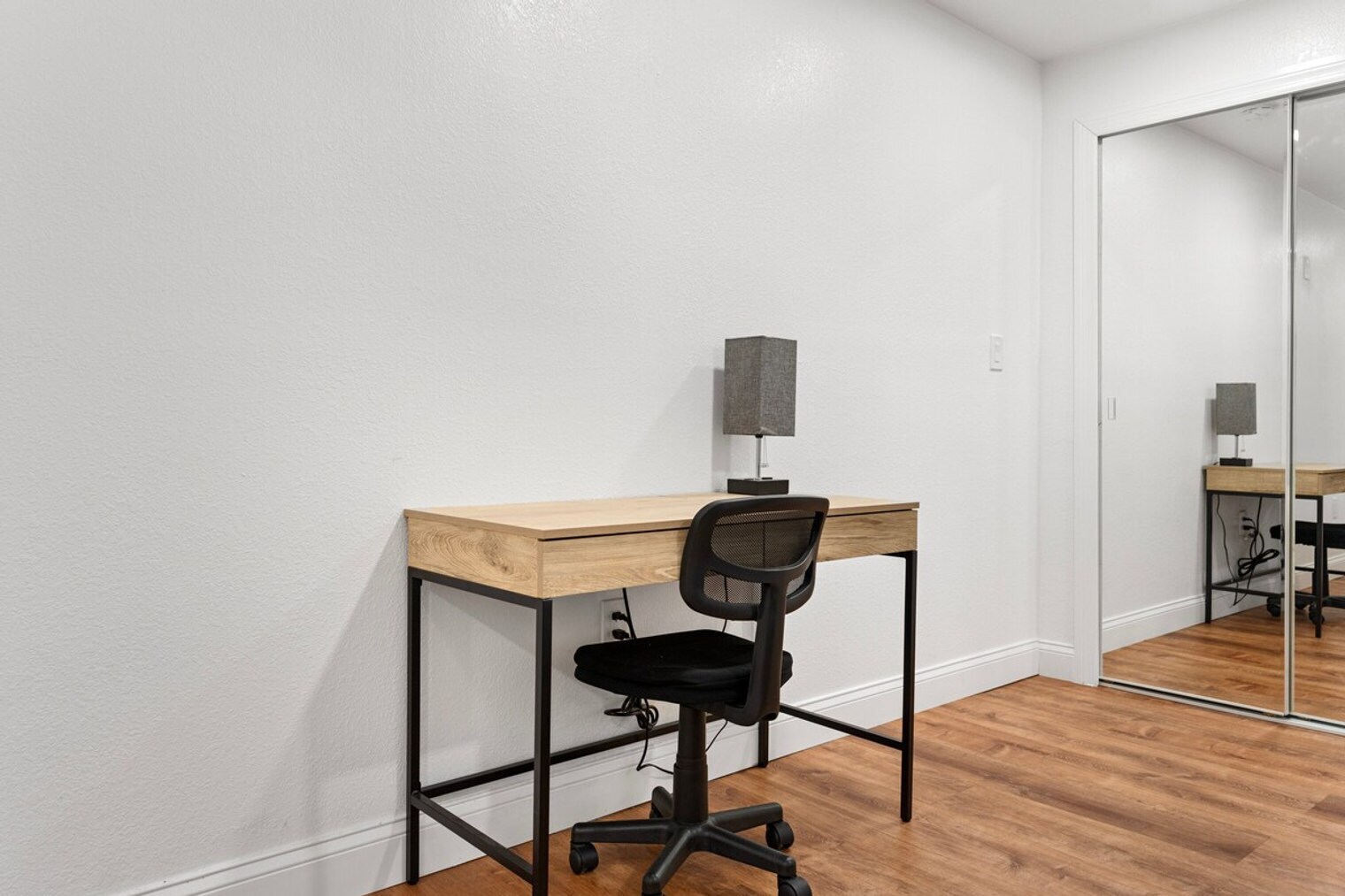 Building Photo - 3417 N 10th St