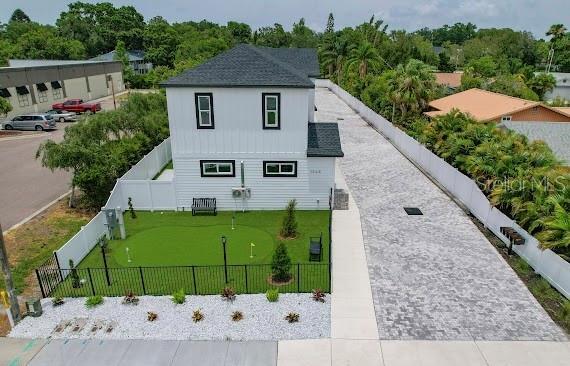 Building Photo - 1348 San Christopher Dr